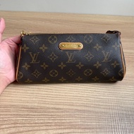 LV Eva