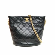 CHANEL 黑色羊皮晶片金扣23C琺瑯鏈條hobo水桶包肩背包