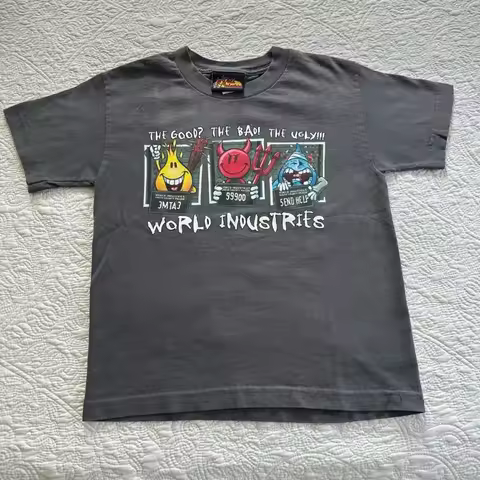 Vintage World Industries skate tee size XS y2k Flame Boy Wet Willy MugshoT T Shirt