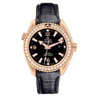Omega Omega Seamaster Planet Ocean (Reference 232.58.38.20.01.001). A rose gold diamond set automati