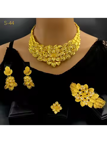 AU999 Women's Flower Diamond Starry Bridal Set 24K Gold - Gold enhances shine, wedding-centric desig