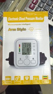 電子血壓計 臂式