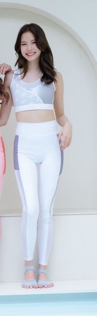 Collection 2023 (AJARN NOO KANPAI) Sportbra 024 / Sport Legging 021 (White)