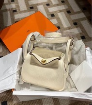 現貨🇭🇰Hermes Mini Lindy 奶昔白 金扣 tc U stamp
