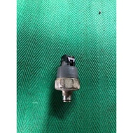 toyota corolla 1.8cc oil pressure sensor for 2ZR engine