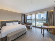 Palace Hotel (Huzhou High speed Railway Station Branch)