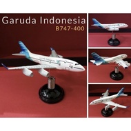 Garuda 747-400 car Dashboard spring