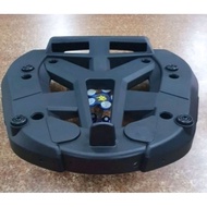 GIVI HEAVY DUTY BASE PLATE (M7MN-S) NO STOP LIGHT.iu