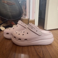 Crocs 貝殼頭厚底涼鞋 淺粉色