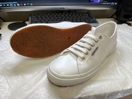 Superga 白色皮鞋
