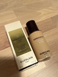 Guerlain 嬌蘭Terracotta Le Teint 古銅仿曬無瑕粉底液