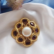 美國西洋古董飾品 / MONET潤珠金刷紋環繞馬眼紫萊茵胸針/別針