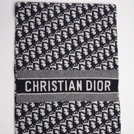 Dior 經典老花羊絨圍巾