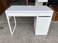 永達二手傢俱生活館/IKEA白色書桌／簡易書桌／抽屜書桌／電腦桌／鐵腳書桌／辦公桌／工作桌