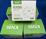 พร้อมส่ง!!! KN95 N95 แมส ผ้าปิดจมูก ยี่ห้อ เดิมๆ RunQ ป้องกันได้อย่างดี หน้ากากอนามัย ราคายกกล่อง(เขียว)X50ชิ้น หน้ากากKN95 แมสKN95 แยกซองละ2ชิ้น