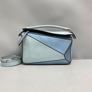 Loewe Puzzle中號全皮拼色幾何包