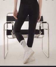 台灣 Pazzo x 楊丞琳 MORE REAL 獨家款高腰顯瘦legging 黑色 S size (全新)