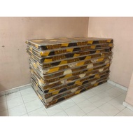 Single Sponge Mattress 4 inches thickness (colour varies)