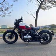 全新車 JAWA 42 Bobber 雙出排氣管 單人座 復古檔車