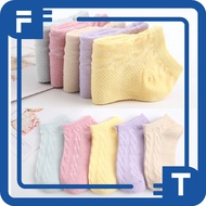 FT Women's Socks Knitted Pattern Bear Socks Korean Fashion Women Sock Import KK014