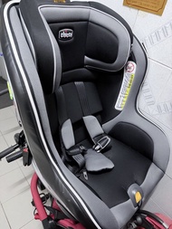 Chicco 兒童汽車安全座椅
