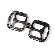 GIANT GIANT HILL-Carbon Mountain Bike Road Bike Pedal Carbon Fiber Sanpeilin Bicycle Pedal