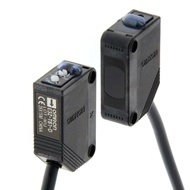 OMRON E3Z-T81 2M OMI Photoelectric Sensor