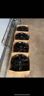 ล้อแม็กซ์ Rocco ขอบ17 6รู139 ราคาต่อวง ซื้อแยกวงได้