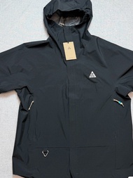 全新現貨不用等！Size M/L Nike ACG 刺繡logo Storm-FIT 防水拉鍊口袋連帽衝鋒衣風 褸外套