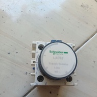 Schneider LADS2 Time Delay Timer 15 Minutes