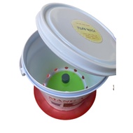 The most effective automatic feeder for Chicks.