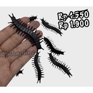 HITAM Toy prank Centipede / Black Centipede