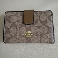 Preloved Coach Wallet