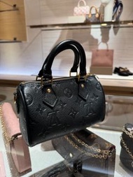 LV nano speedy black
