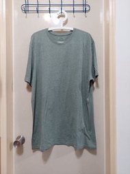 《搬家出清，搬完跳回原價$655》ST043 古著 美式 BANANA REPUBLIC 香蕉共和國 Vintage 水洗綠素踢 復古老踢 T恤 t-shirt 復古 型男 休閒 文青 Y2K