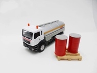 MAN 1: 64 80M Transporter Model