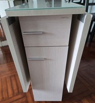 摺疊餐枱