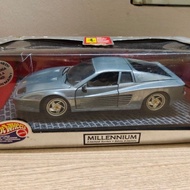 Hot wheels Ferrari F512M testarossa 1/18 with box