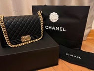 全新Boy Chanel black and gold