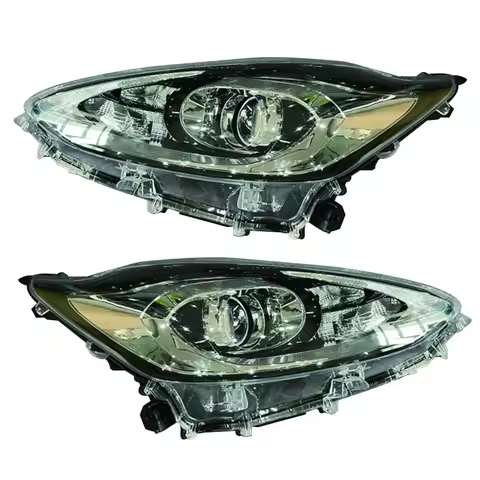 Car Headlights For Toyota Aqua 2017 2018 NHP10 1NZFXE 8113052M10 A Pair
