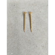 1 gram young gold nails