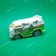 Maisto Fantasy drag bus spiderman loose