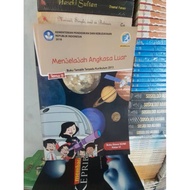 9th Theme Traveling Outer Space