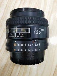 nikon 35mm f2 D AF