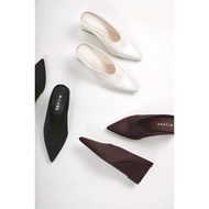 0.- Press To Order The Video Kalla lily Pointed Toe Wedge Shoes Model A-30 Height 2.5 Inches Minimal