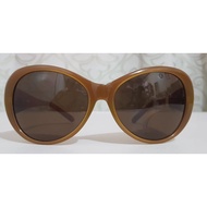 GUESS OVERSIZED SUNGLASSES