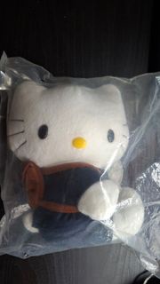全新未開封 Hello Kitty Plush Toy McDonalds 麥當勞 McDonald's 毛公仔 student 學生 dear daniel 制服
