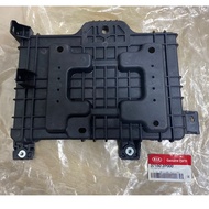 BATTERY TRAY GENUINE PART (ORIGINAL) [37150-2P000] KIA SORENTO XM
