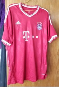 拜仁慕尼黑主場球衣