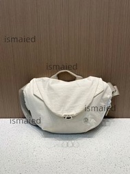 Lululemon 斜挎磁吸包3L Curved Crossbody Bag 男女通用款暖褐色